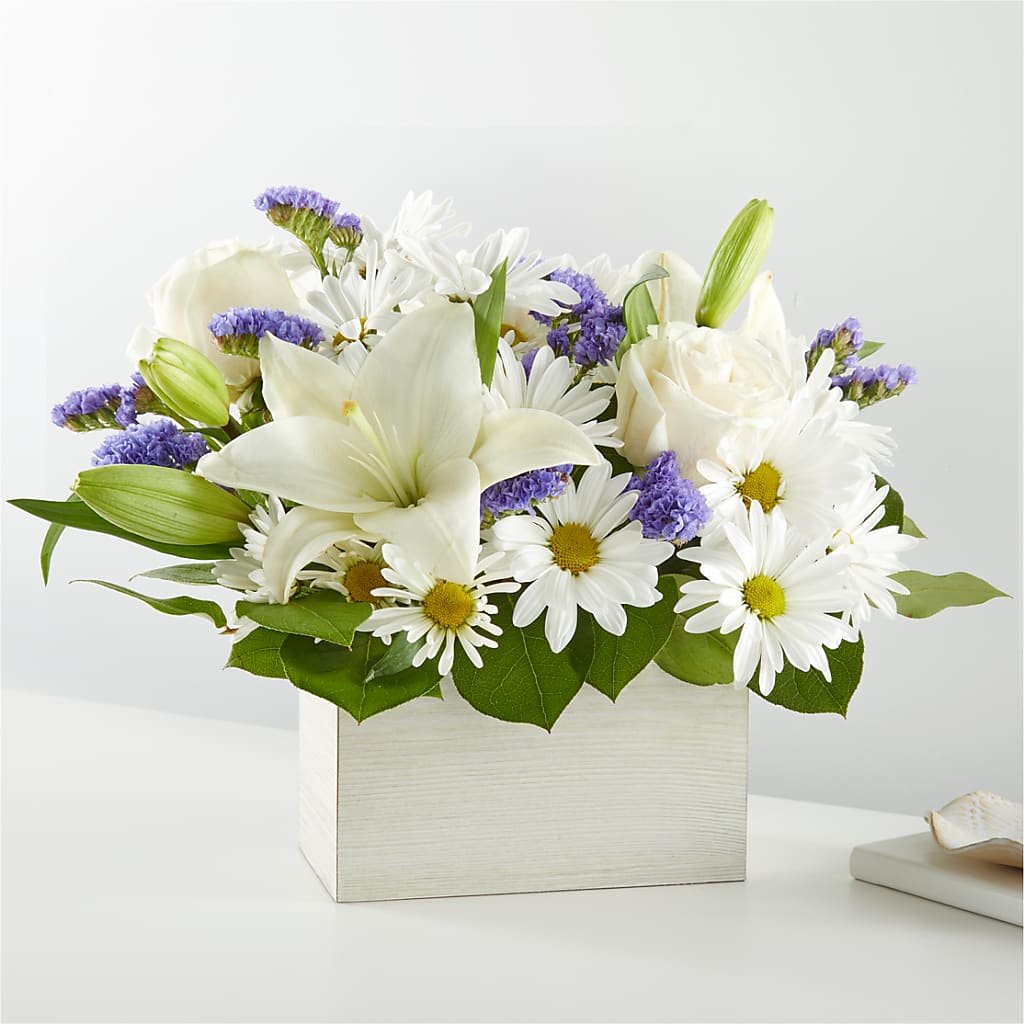 Beyond Blue Box Bouquet – VEEDERSBURG FLORIST & GIFTS, Veedersburg IN