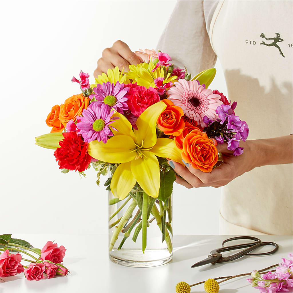 Cue the Confetti - A Florist Original – VEEDERSBURG FLORIST & GIFTS, Veedersburg IN