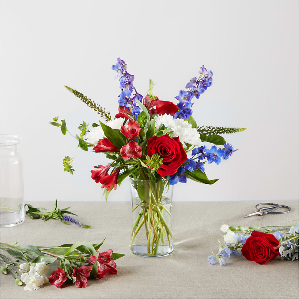 Star Spangled - A Florist Original – VEEDERSBURG FLORIST & GIFTS, Veedersburg IN