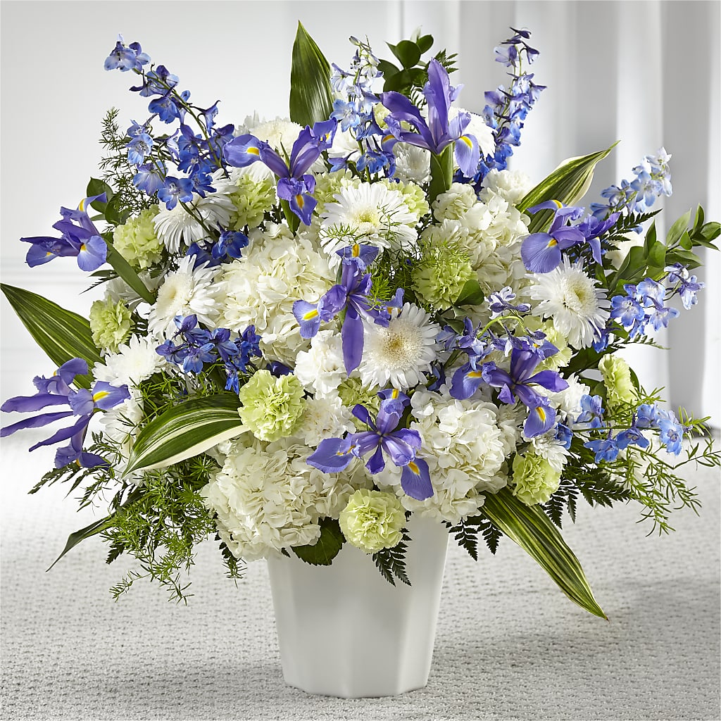 Soft Serenity Floor Basket – VEEDERSBURG FLORIST & GIFTS, Veedersburg IN