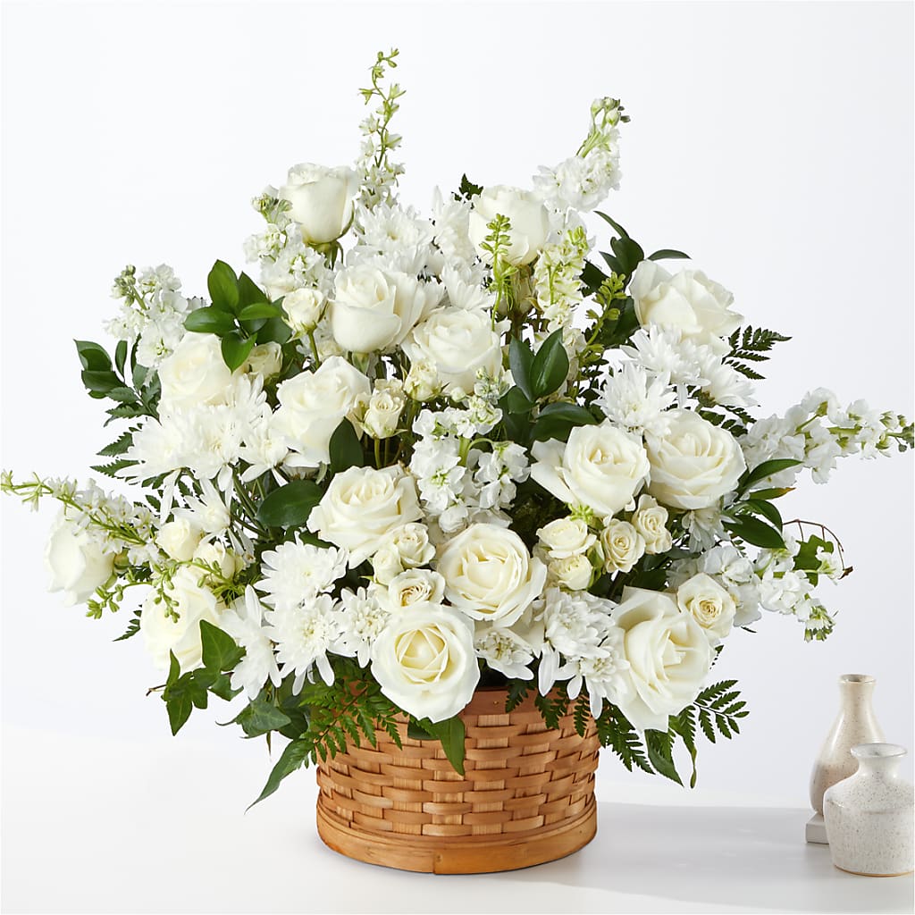 Heartfelt Condolences Arrangement – VEEDERSBURG FLORIST & GIFTS, Veedersburg IN