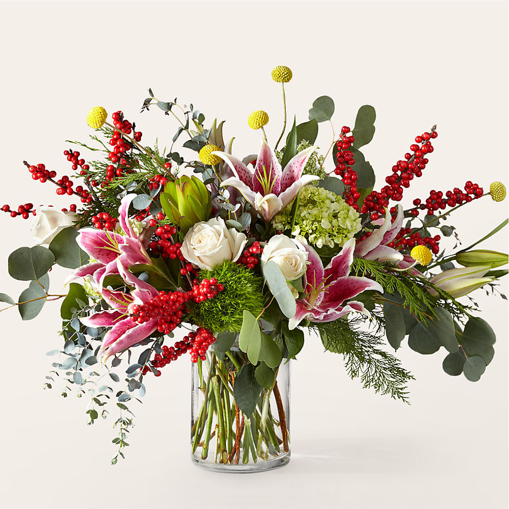 Berry & Bright Bouquet – VEEDERSBURG FLORIST & GIFTS, Veedersburg IN