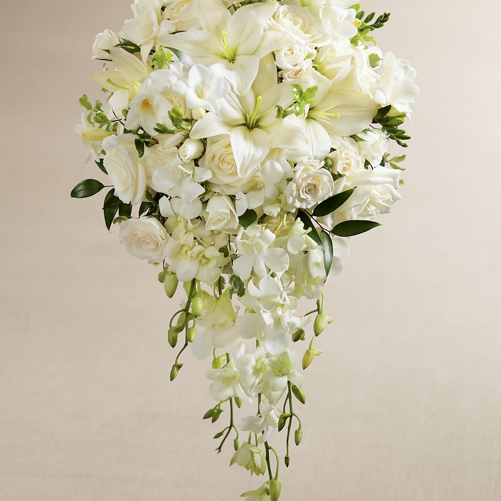 White Wonders Bouquet – VEEDERSBURG FLORIST & GIFTS, Veedersburg IN