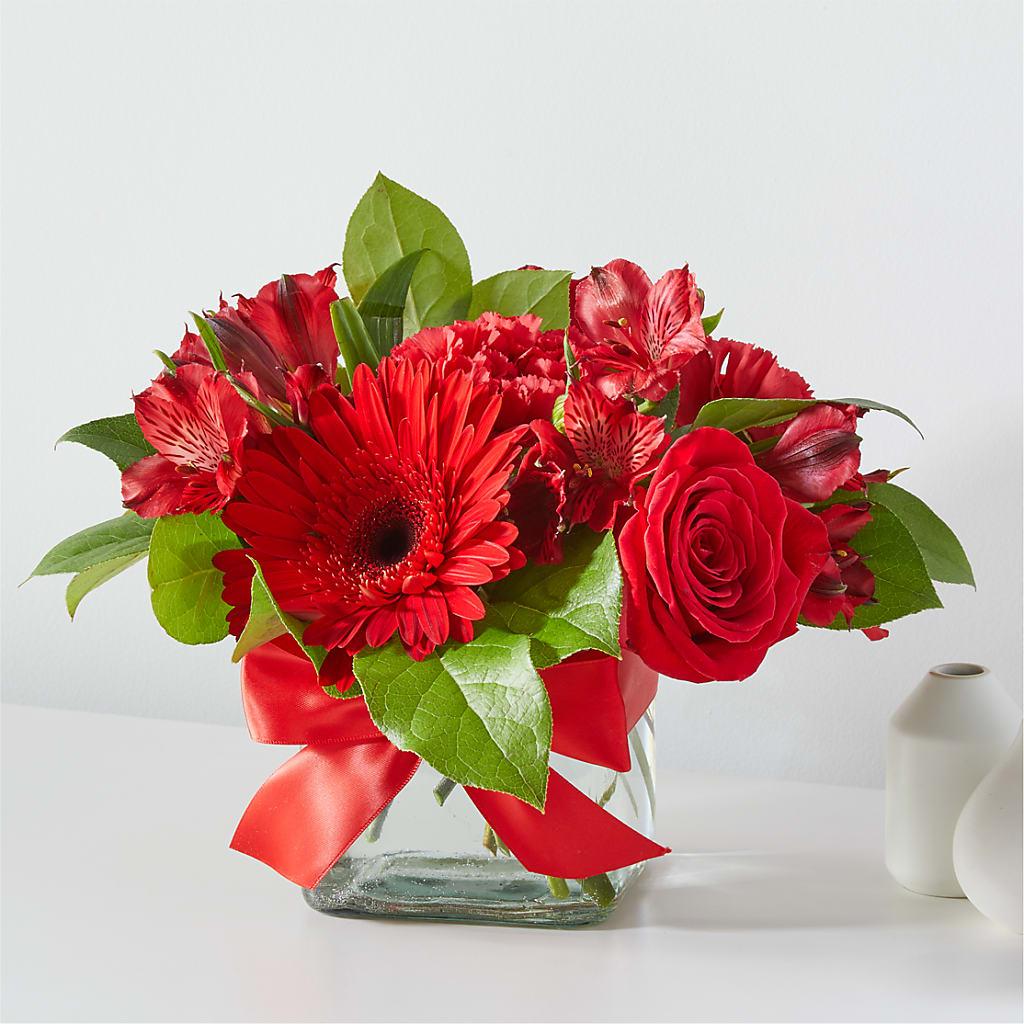 Red Hot Bouquet – VEEDERSBURG FLORIST & GIFTS, Veedersburg IN