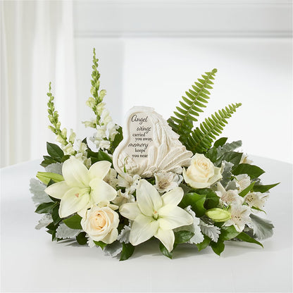 Holding You Close Arrangement – VEEDERSBURG FLORIST & GIFTS, Veedersburg IN