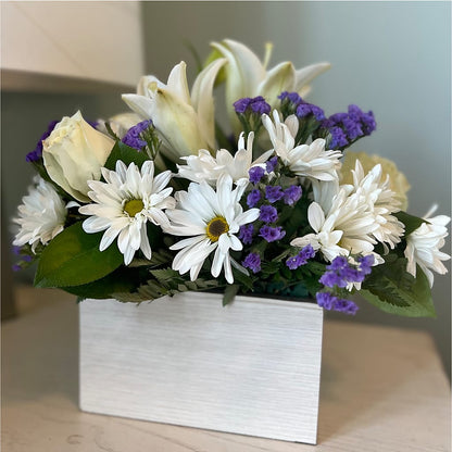 Beyond Blue Box Bouquet – VEEDERSBURG FLORIST & GIFTS, Veedersburg IN