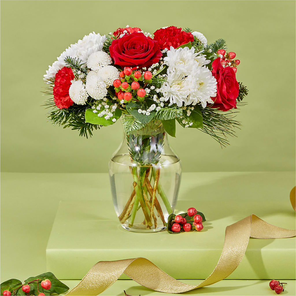 Chance of Flurries Bouquet – VEEDERSBURG FLORIST & GIFTS, Veedersburg IN