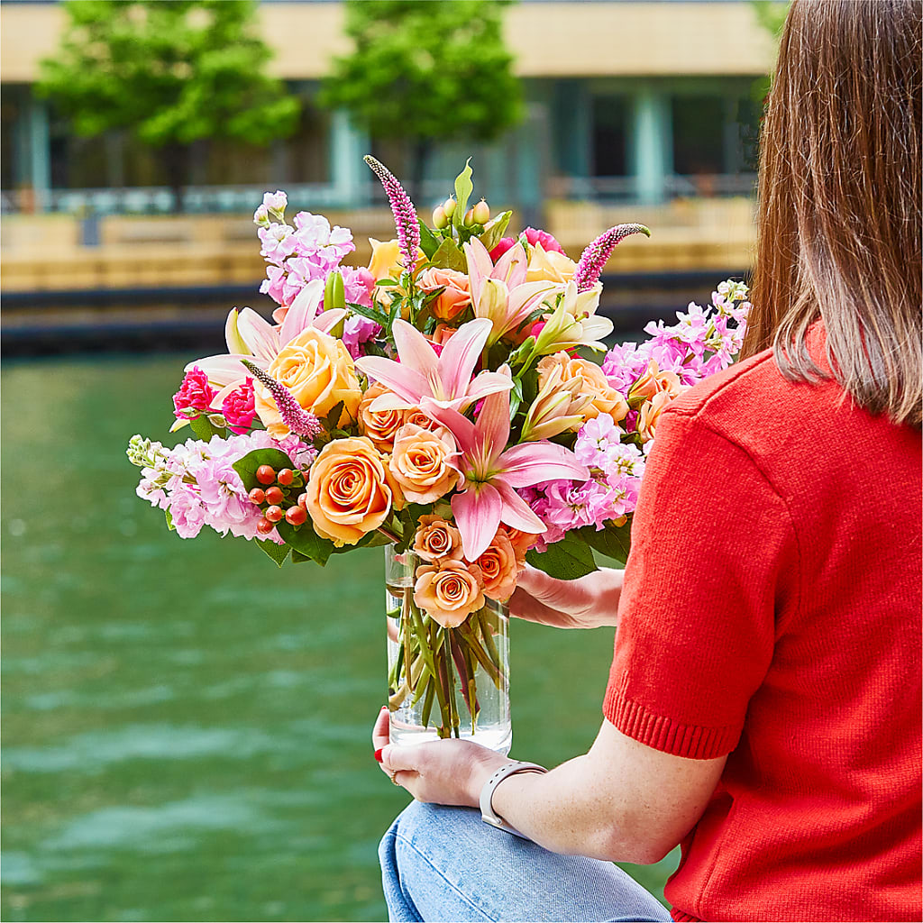 Bisous Bouquet – VEEDERSBURG FLORIST & GIFTS, Veedersburg IN